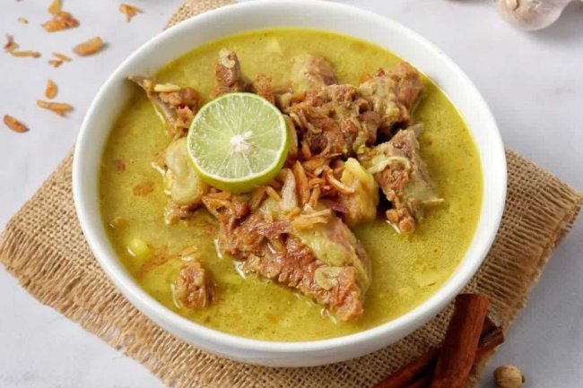 Gulai Kambing Khas Padang: Kenikmatan Rempah dalam Setiap Suapan