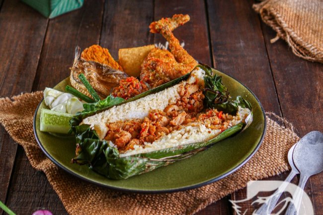 Nasi Timbel Bakar: Sensasi Baru dari Kuliner Tradisional