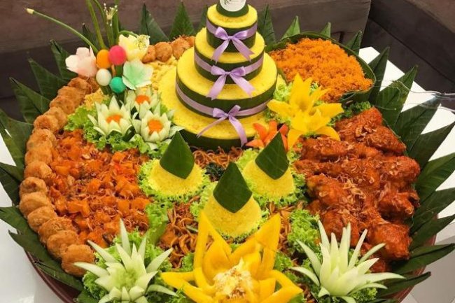 Tips dan Trik Menghias Nasi Tumpeng untuk Acara Spesial