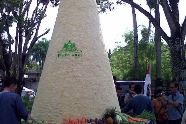 Nasi Tumpeng Menjadi Pilihan Utama dalam Berbagai Perayaan?