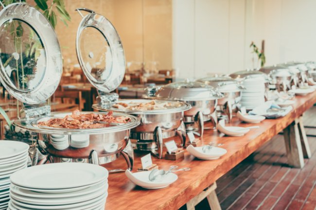 Tips dan Trik Memilih Catering untuk Acara Outdoor