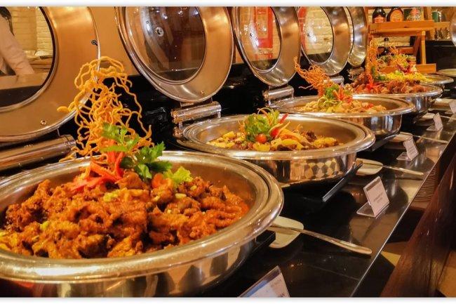 Pengalaman Pelanggan: Menggunakan Catering Masakan Padang untuk Event Korporat