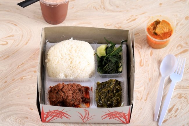 Rice Box Rendang: Cita Rasa Minang dalam Kotak