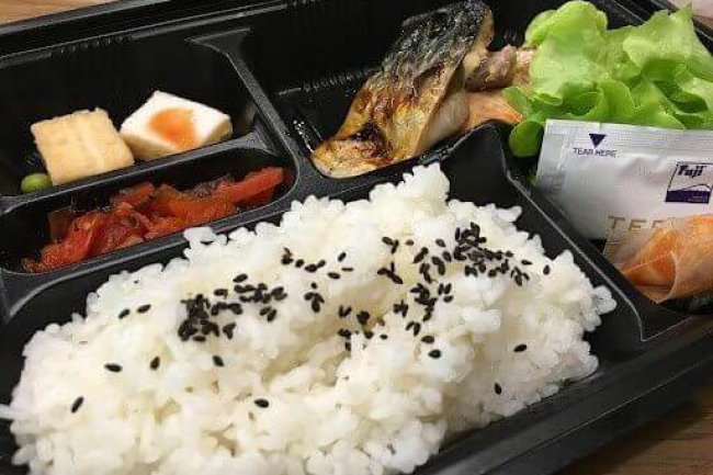 Sejarah dan Evolusi Rice Box di Indonesia