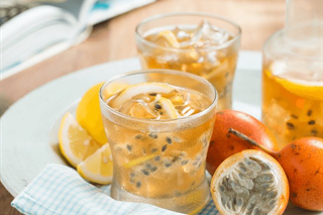 Es Sirup Markisa: Kesegaran Markisa dari Padang