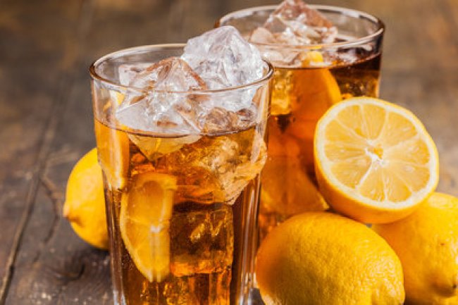 Teh Hitam dengan Lemon: Minuman Klasik yang Menyegarkan