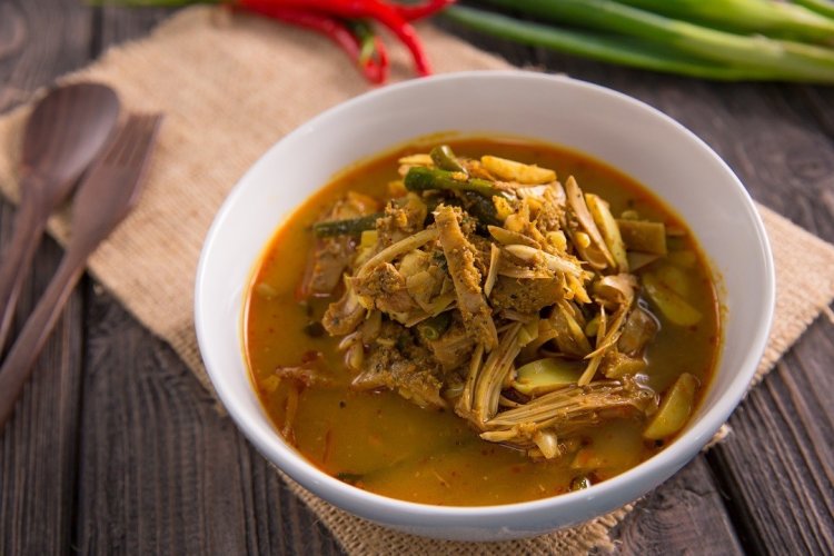 Gulai Nangka Rajo Minang: Kenikmatan Kuliner Khas Minang yang Menggoda