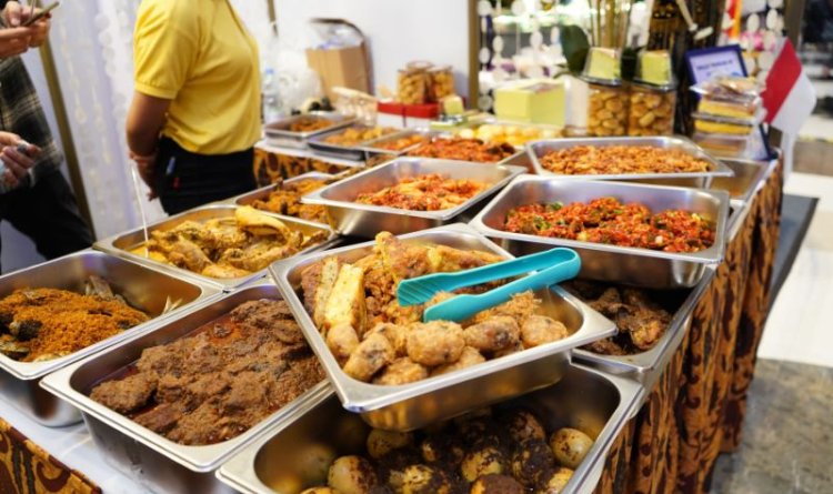 Mengapa Catering Masakan Padang Selalu Disukai Semua Kalangan?