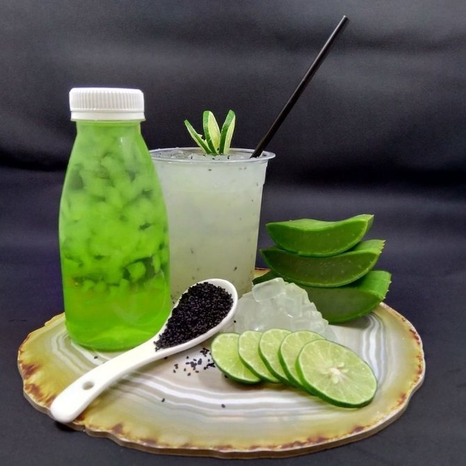 Minuman Aloevera: Kesegaran Lidah Buaya dalam Gelas