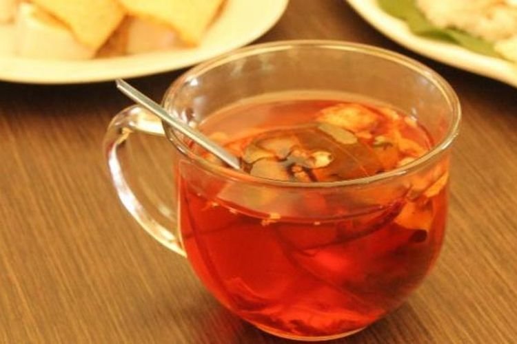 Wedang Uwuh Padang: Minuman Hangat dengan Rempah-Rempah