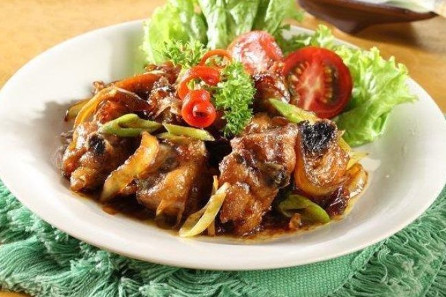 Sensasi Baru: Ayam Goreng Mentega di Rumah Makan Padang