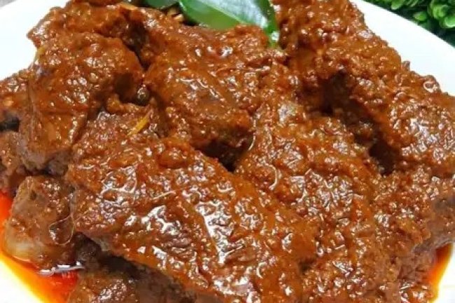Resep Rahasia di Balik Rendang Lezat ala Rumah Makan Padang