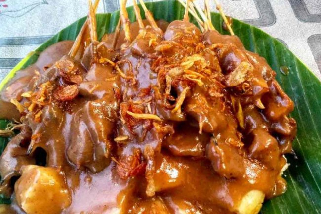 Kombinasi Ideal: Lauk dan Pelengkap yang Cocok dengan Sate Padang