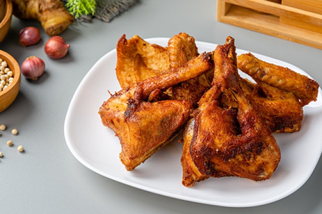 Sejarah dan Keunikan Ayam Pop dalam Kuliner Padang