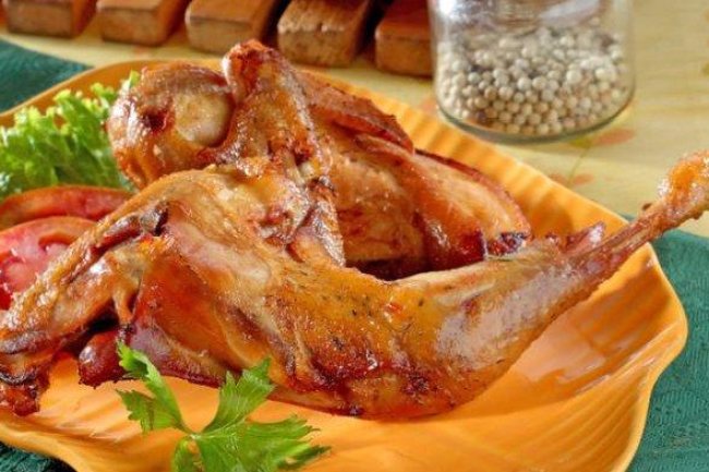 Ayam Pop vs Ayam Goreng Biasa: Apa Bedanya?