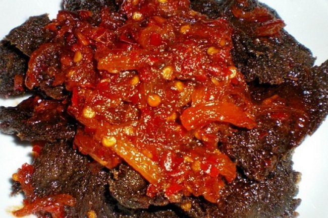Sambal Balado: Bumbu Pedas Khas Padang yang Menggugah Selera