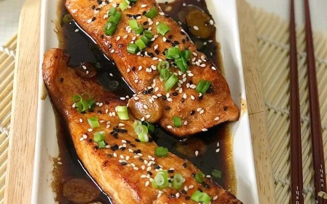 Kreativitas Koki: Ikan Salmon dalam Menu Masakan Padang