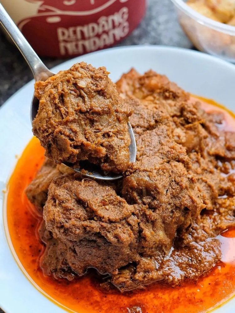 Sejarah Rendang: Dari Dapur Padang ke Meja Makan Dunia