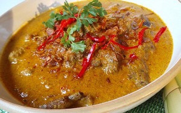 Perbedaan Gulai Padang dan Gulai Jawa: Mana Favoritmu?