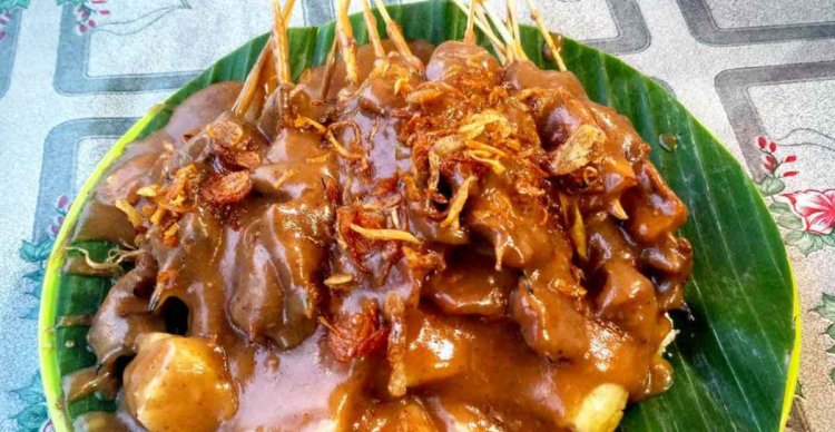 Kombinasi Ideal: Lauk dan Pelengkap yang Cocok dengan Sate Padang