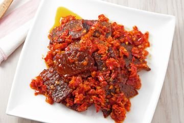 Sambal Balado dan Aneka Lauk Masakan Padang yang Pas Disandingkan