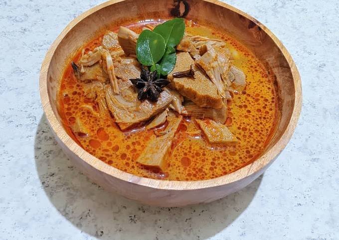 Gulai Nangka: Olahan Sayuran yang Kaya Nutrisi dan Rasa