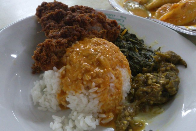 Catering Masakan Padang untuk Event Kantor yang Berkesan