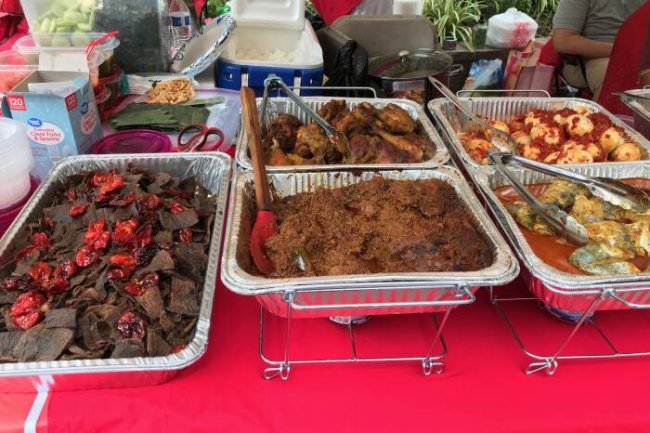 Menyajikan Cita Rasa Nasi Padang dalam Catering