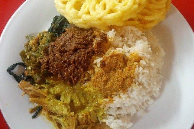 Mengenal Berbagai Varian Nasi Padang di Catering
