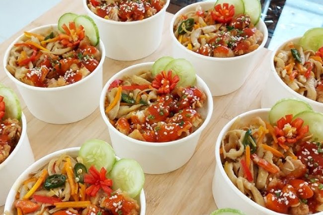 Rice Box Sushi Rolls: Inovasi Baru dalam Kuliner Jepang