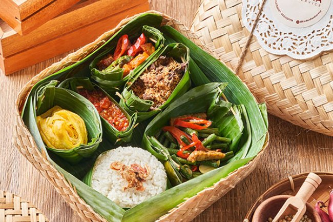 Bawa Pulang Masakan Padang Favorit Anda dalam Rice Box!