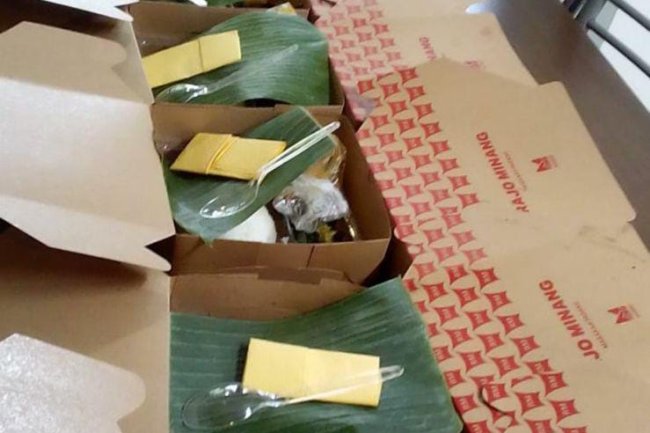 Rumah Makan Padang di Bandung dengan Menu Andalan Sate Padang
