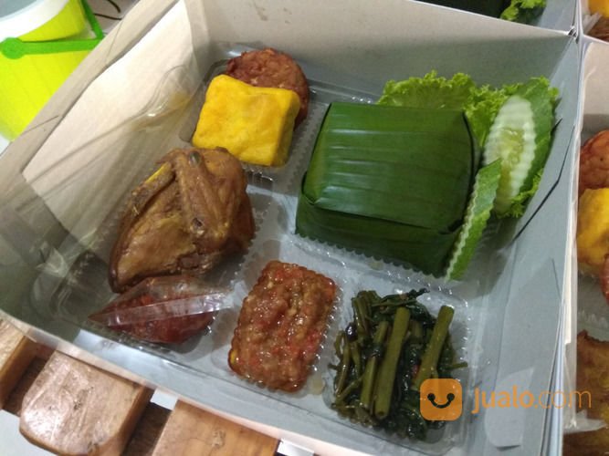 Kelezatan Pecel Ayam dalam Catering Masakan Padang