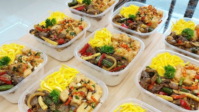 Rice Box Sate Ayam Madura: Sajian Khas Nusantara dalam Satu Kotak