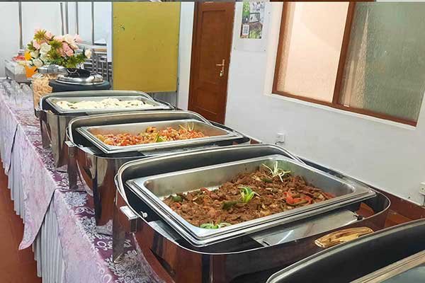 Varian Lauk Lengkap di Catering Masakan Padang Bandung