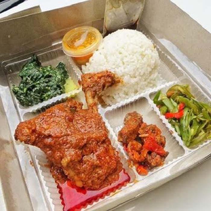 Catering Masakan Padang di Bandung yang Cocok untuk Bukber