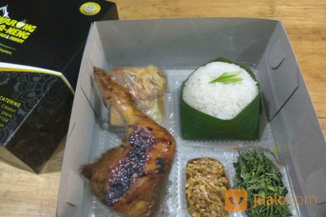 Tips Memilih Paket Nasi Padang untuk Acara Kantor