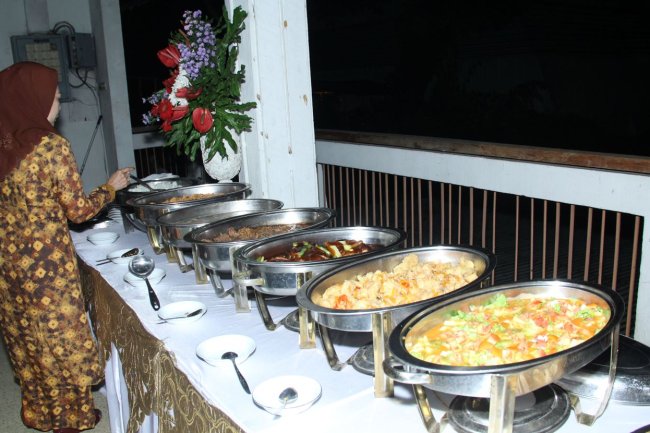 Paket Nasi Padang Prasmanan untuk Acara Pernikahan