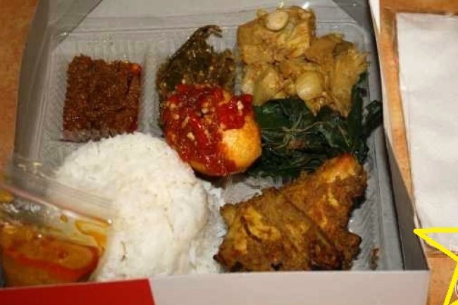 Paket Nasi Padang untuk Acara Pengajian: Lezat dan Praktis