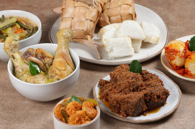 Paket Nasi Padang untuk Acara Wisuda: Pilihan Menu yang Pas