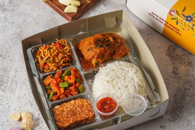 Paket Nasi Padang Terbaik untuk Acara Pesta di Taman
