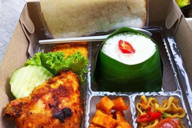 Paket Lapar di Rantau: Nasi Padang Solusi Cepat