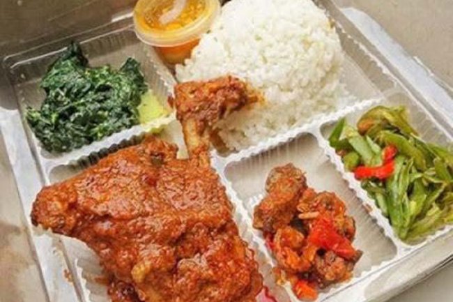 Paket Lauk Pilihan: Dari Gulai Ayam hingga Paru Goreng