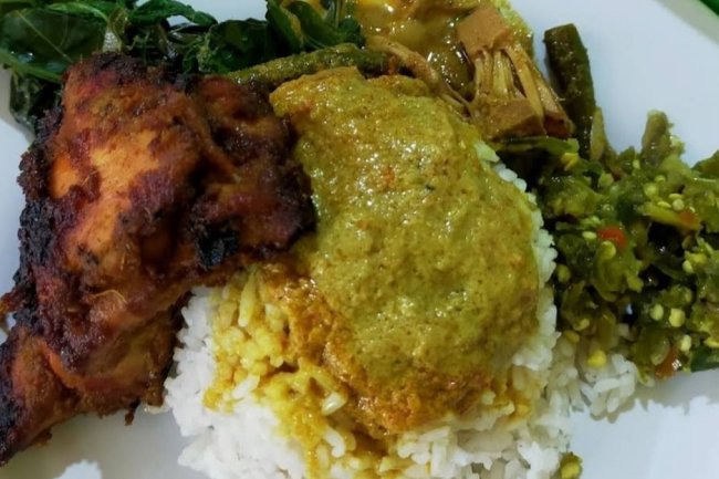 Paket Pedas Gila ala Nasi Padang