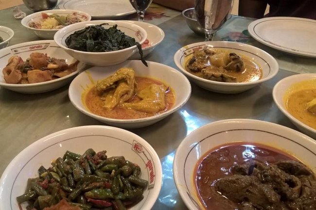 Perbandingan Box Catering Padang dengan Jenis Catering Lain