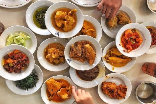 Mengenal Ragam Menu dalam Box Catering Padang