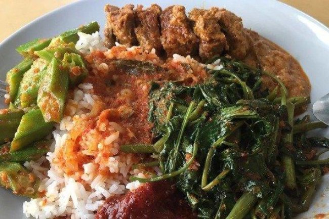 Paket Nasi Padang untuk Acara Spesial: Pilihan Menu Terbaik