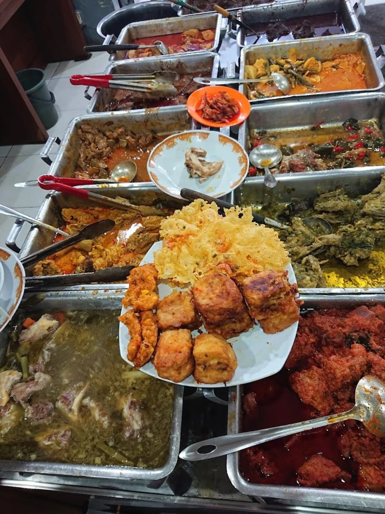 Paket Nasi Padang Murah dan Lezat untuk Acara Gathering