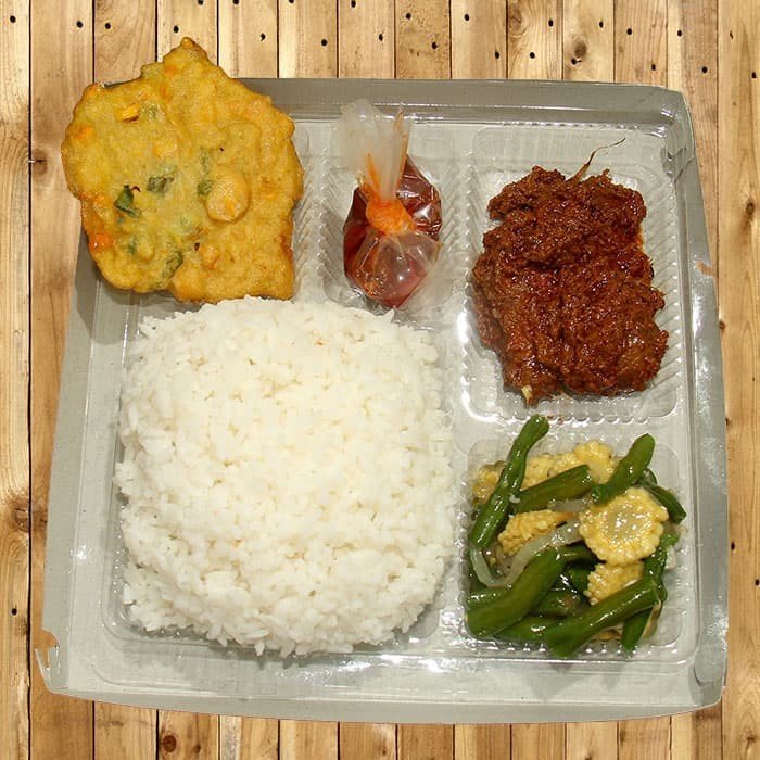 Paket Nasi Padang untuk Acara Ulang Tahun Perusahaan