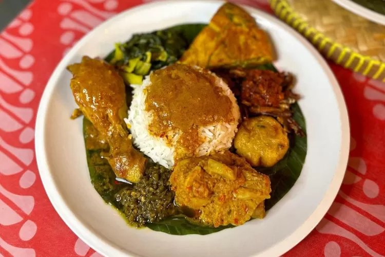 Paket Nasi Padang untuk Acara Kebersamaan Keluarga di Hari Spesial